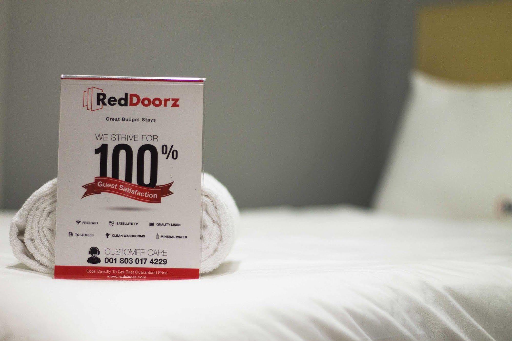Reddoorz Apartment @ Pulo Gadung Jakarta Exterior foto